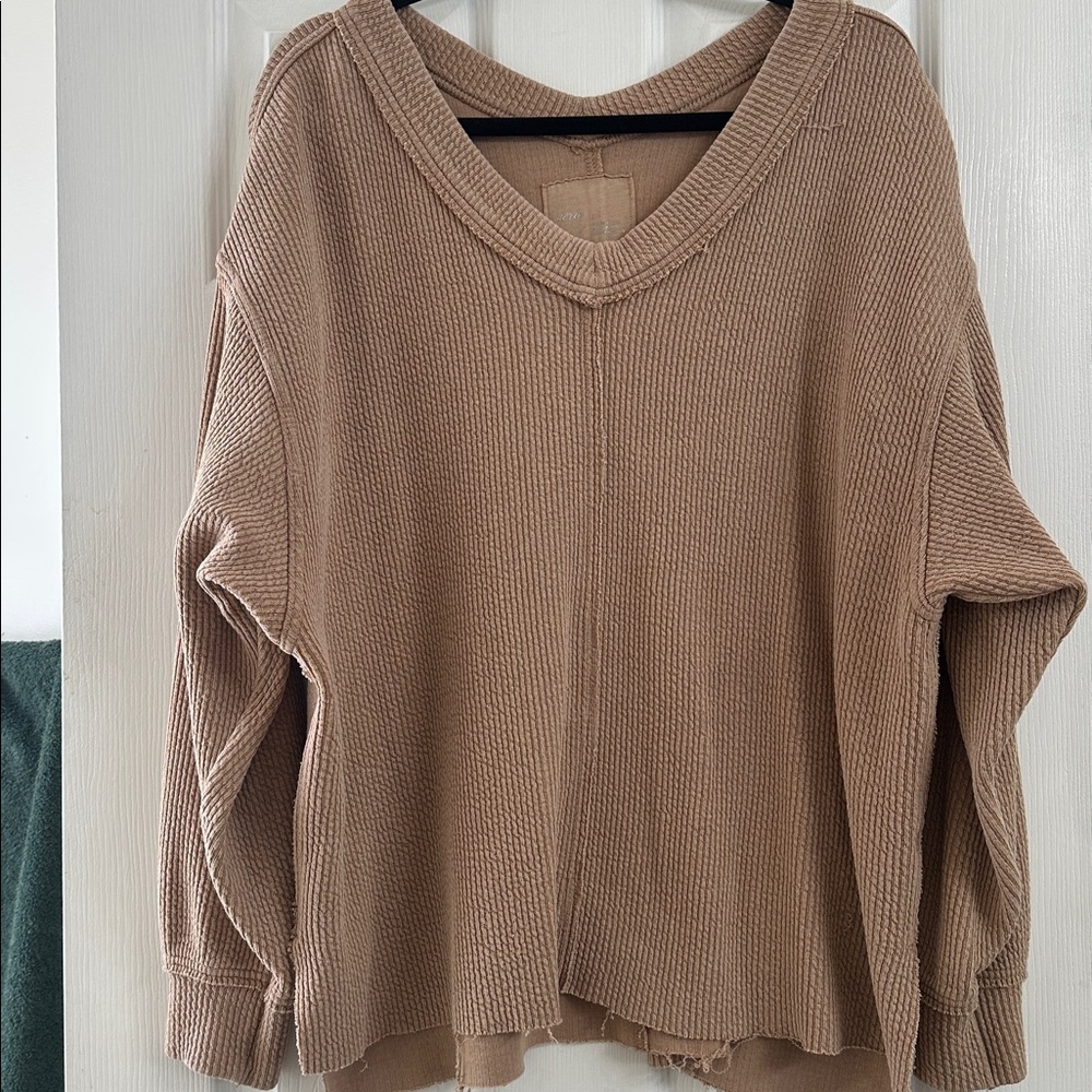 Aerie V-Neck Wonder Textured Sweatshirt in Tan size Small Oversized - Picture 2 of 4